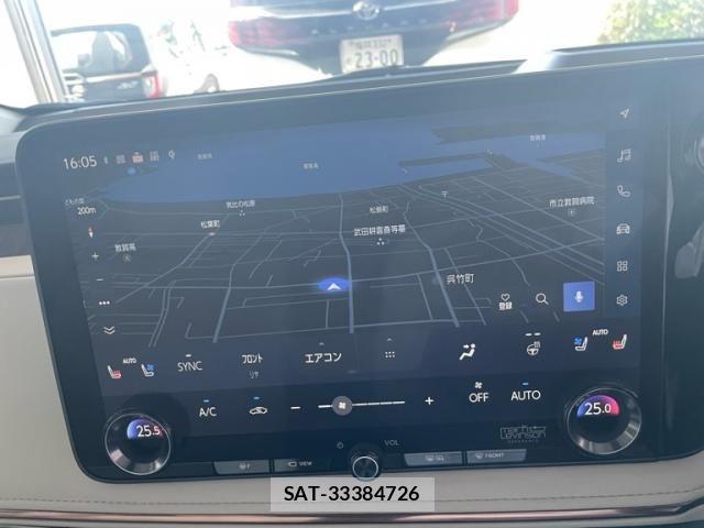 Lexus LM 2024-08 7786502-23
