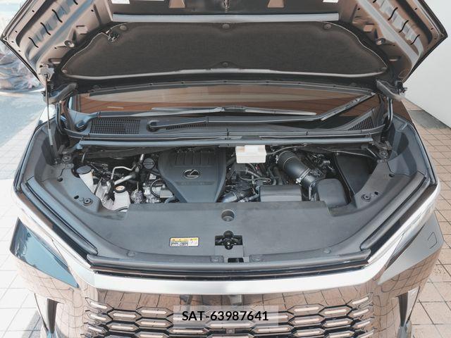 Lexus LM 2025-03 7979766-21