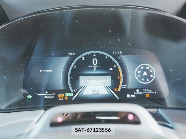 Lexus LM 2024-10 8036436-25