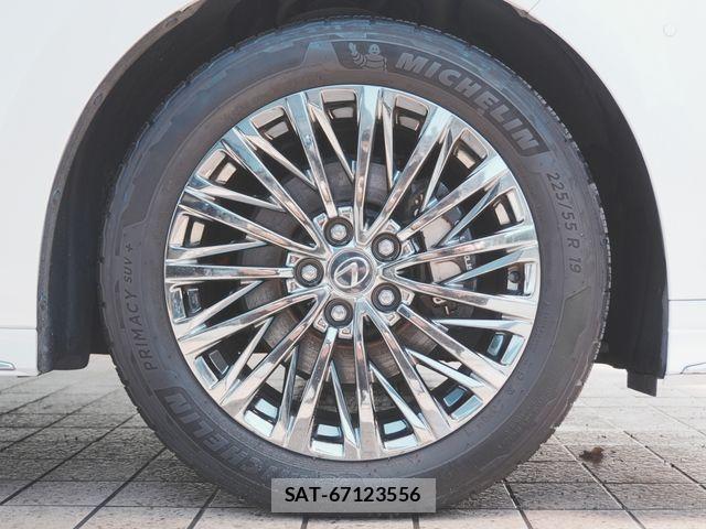 Lexus LM 2024-10 8036436-29