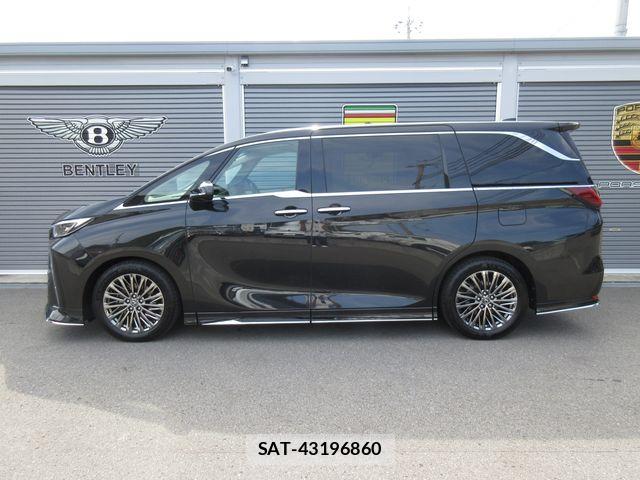 Lexus LM 2024-10 8366730-9