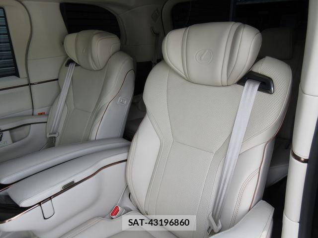 Lexus LM 2024-10 8366730-24