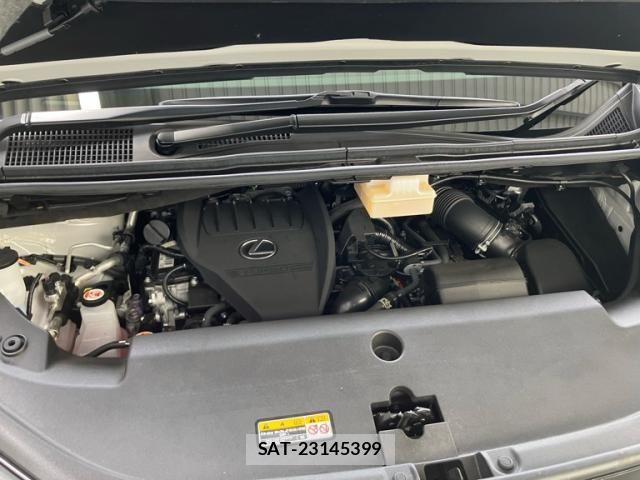 Lexus LM 2024-03 8525537-10