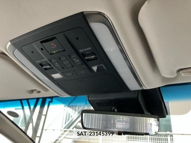Lexus LM 2024-03 8525537-21