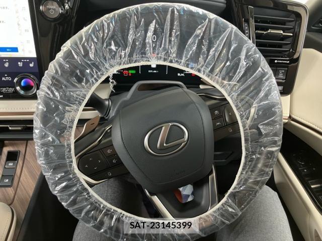 Lexus LM 2024-03 8525537-23