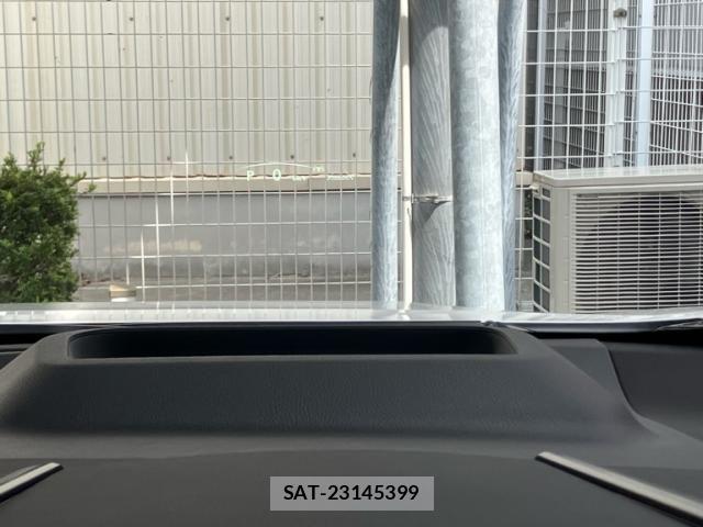 Lexus LM 2024-03 8525537-26