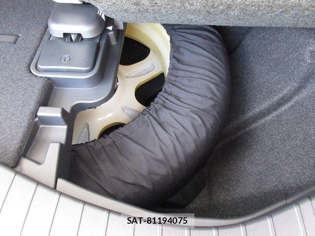 Lexus LM 2026-08 8525536-28