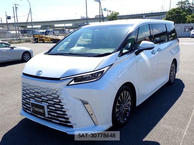 Lexus LM 2025-02 8562444-6