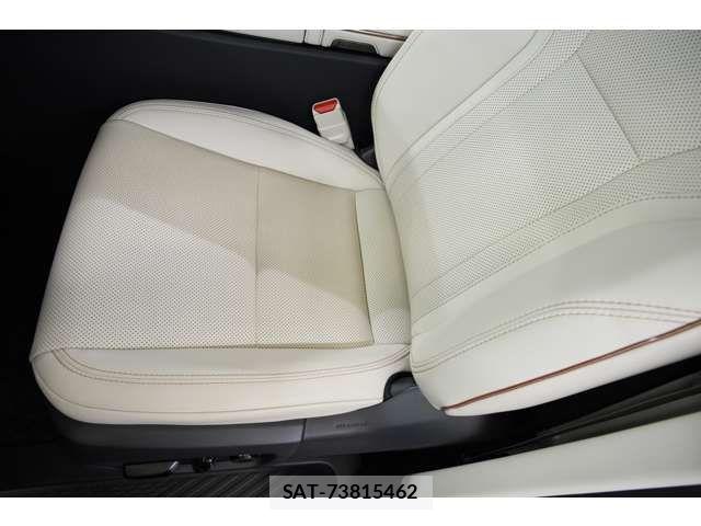 Lexus LM 2025-12 8562443-10
