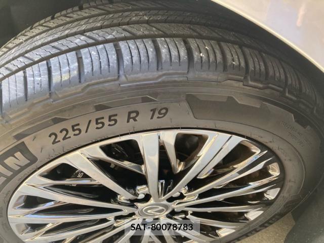 Lexus LM 2024-07 8627477-9