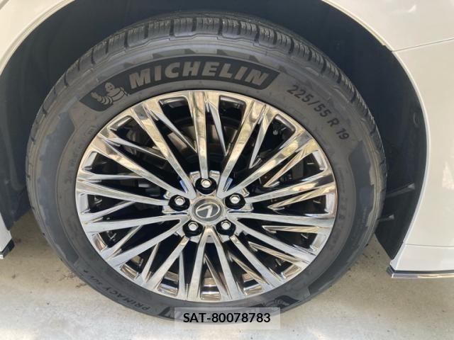 Lexus LM 2024-07 8627477-7