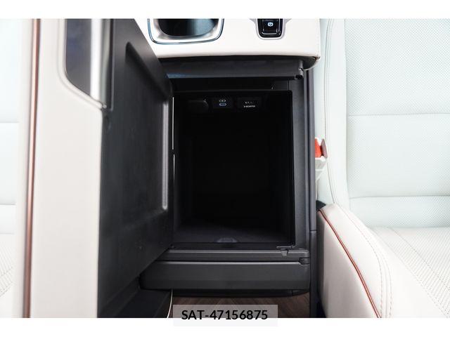 Lexus LM 2026-07 8743430-23