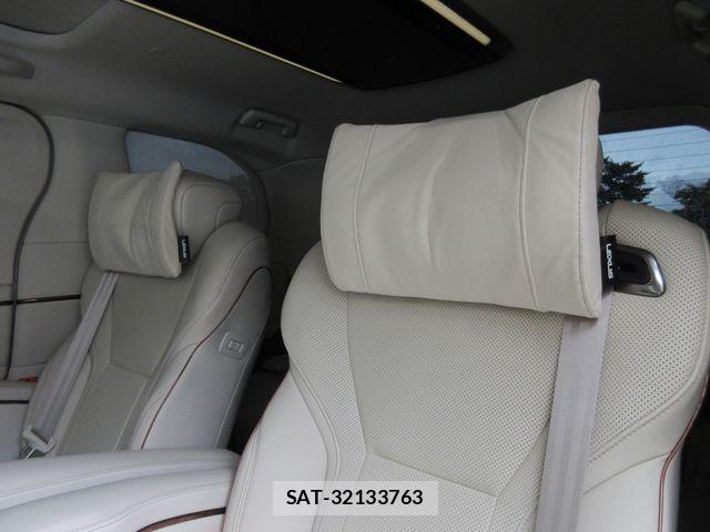 Lexus LM 2025-08 8743431-13