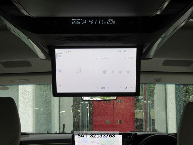 Lexus LM 2025-08 8743431-16