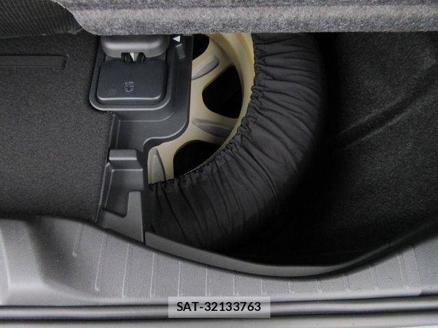 Lexus LM 2025-08 8743431-8