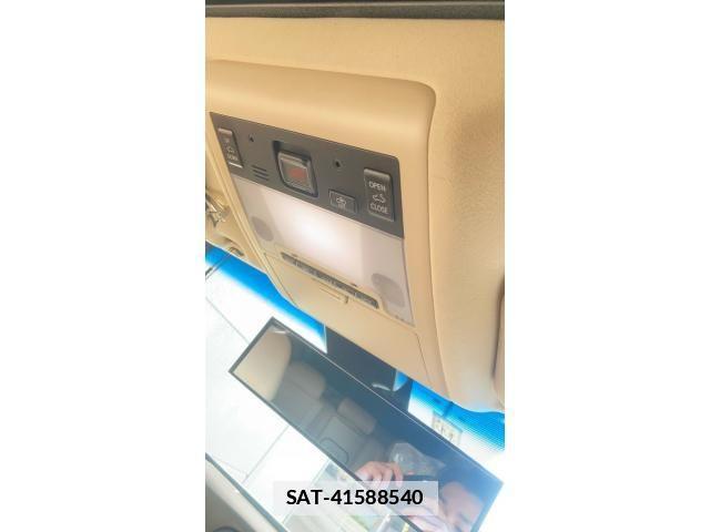 Lexus LS 2015-09 6545553-20