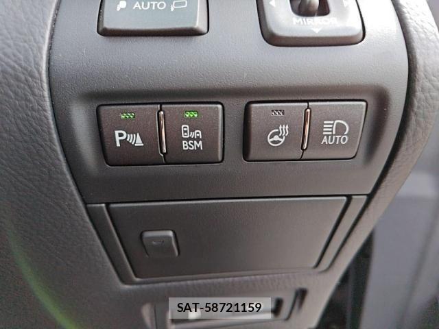 Lexus LS 2016-05 851273-13