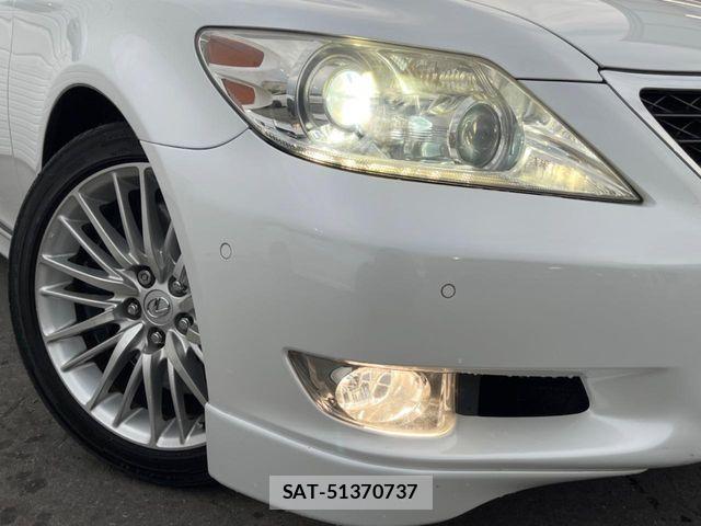 Lexus LS 2009-12 1016469-15