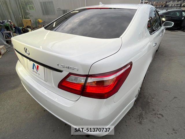 Lexus LS 2009-12 1016469-18