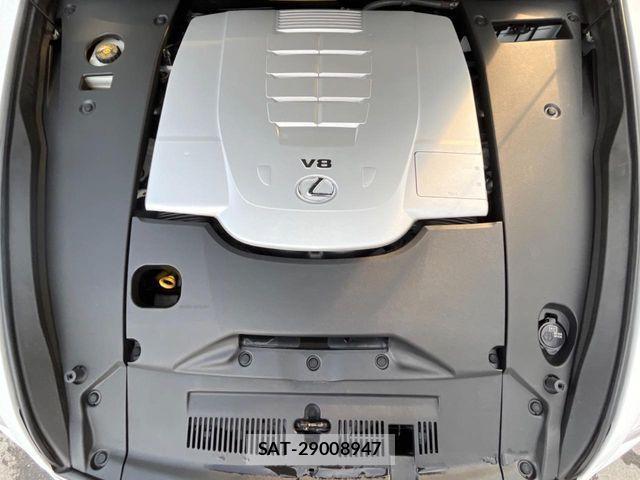 Lexus LS 2015-08 1123598-19