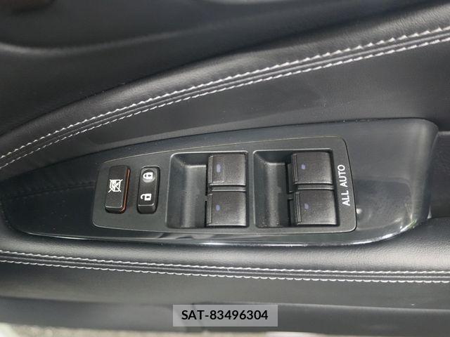Lexus LS 2012-11 1182254-21
