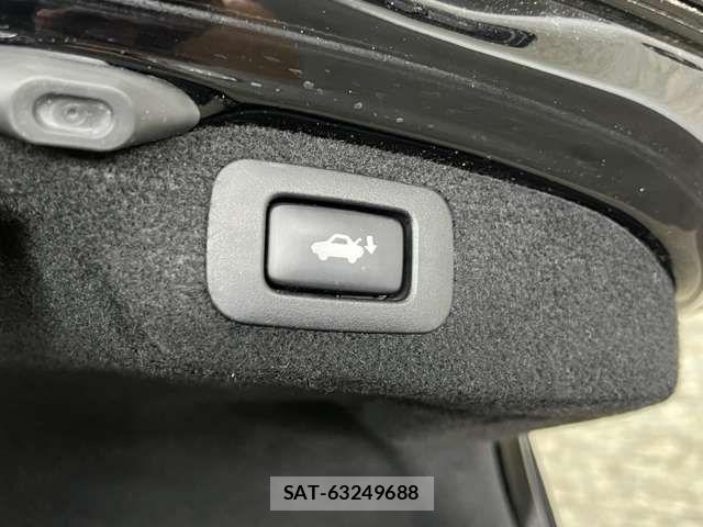 Lexus LS 2012-12 1257691-8
