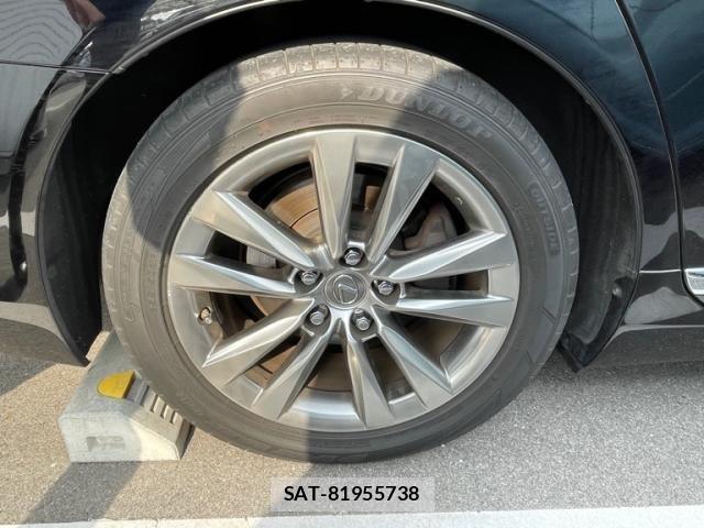Lexus LS 2013-12 3377872-8
