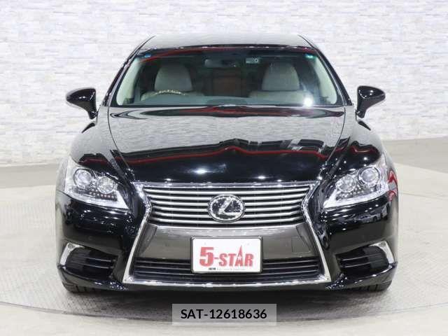 Lexus LS 2013-03 3674617-10