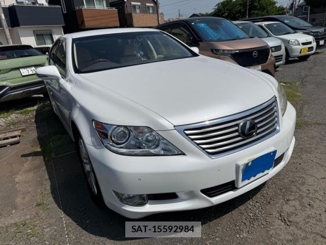 Lexus LS 2009-12 6499464-1