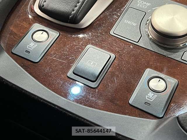 Lexus LS 2013-01 6641827-9