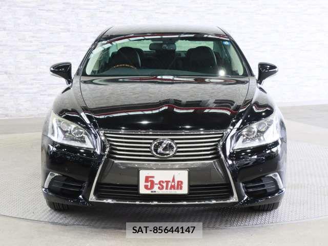 Lexus LS 2013-01 6641827-11