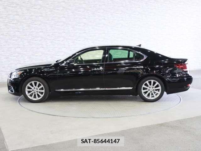 Lexus LS 2013-01 6641827-12