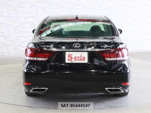 Lexus LS 2013-01 6641827-14