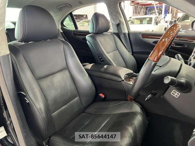 Lexus LS 2013-01 6641827-8