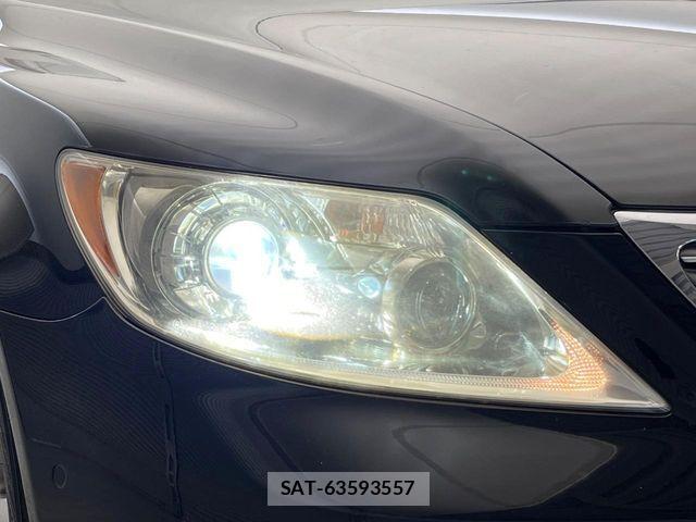 Lexus LS 2008-08 6641833-9