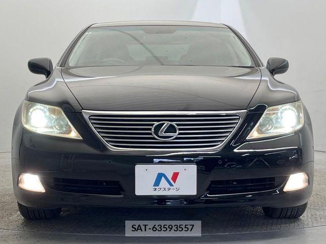Lexus LS 2008-08 6641833-13