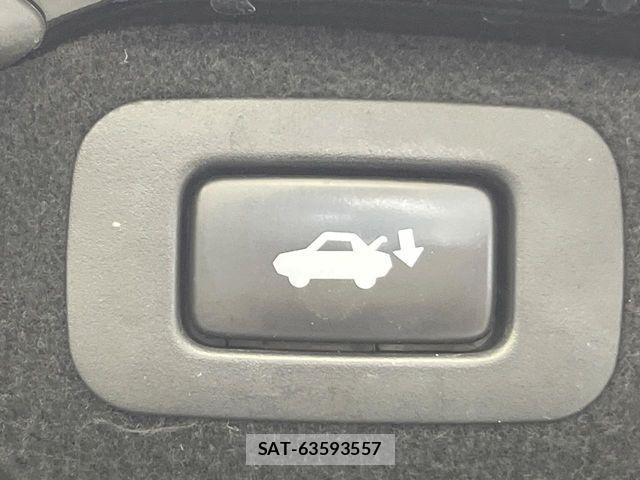 Lexus LS 2008-08 6641833-5