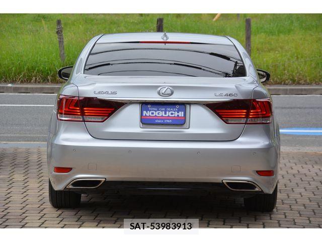 Lexus LS 2016-10 6676682-5
