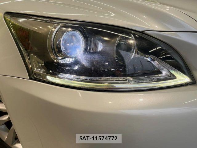 Lexus LS 2013-07 6716524-12