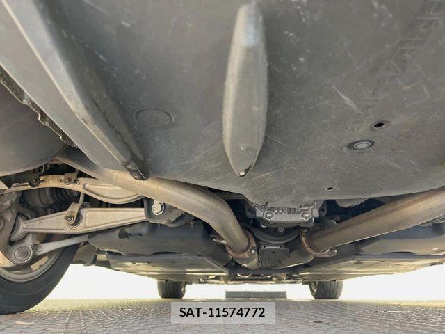 Lexus LS 2013-07 6716524-19