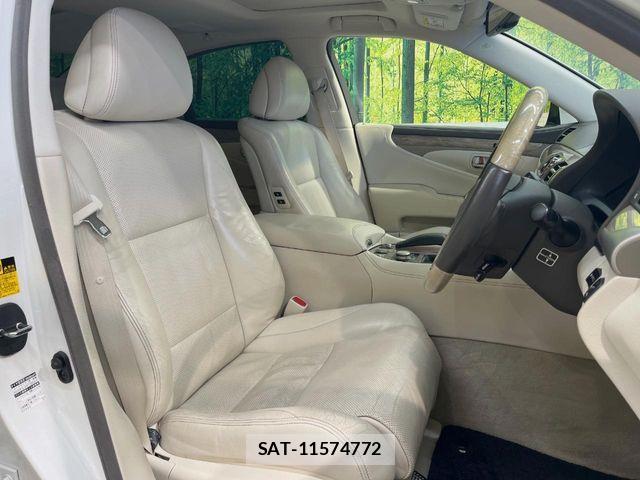 Lexus LS 2013-07 6716524-8