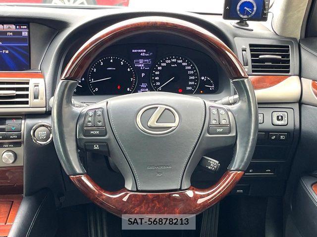 Lexus LS 2013-09 6815709-11