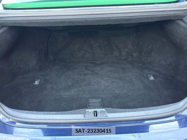 Lexus LS 2013-03 6907725-10