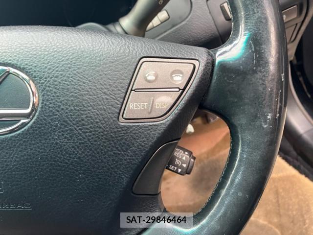 Lexus LS 2007-06 6907731-13