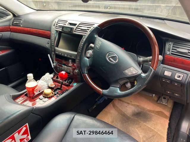 Lexus LS 2007-06 6907731-24