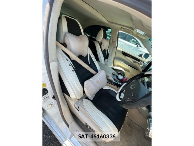 Lexus LS 2008-04 6995076-17