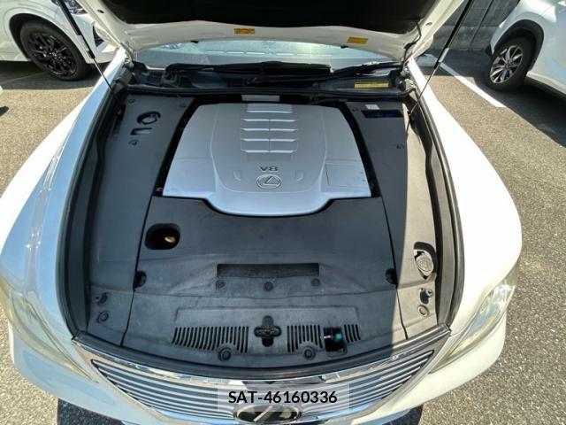 Lexus LS 2008-04 6995076-21
