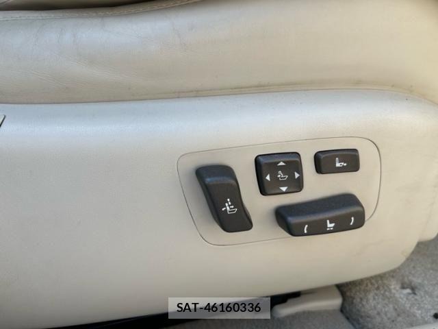 Lexus LS 2008-04 6995076-28