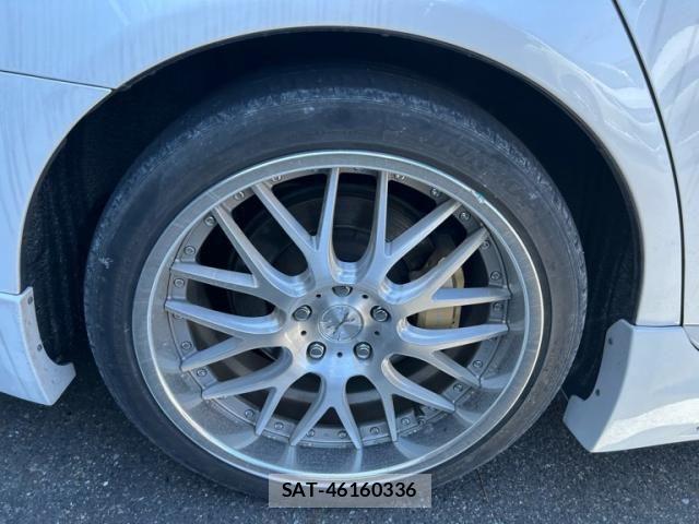 Lexus LS 2008-04 6995076-7