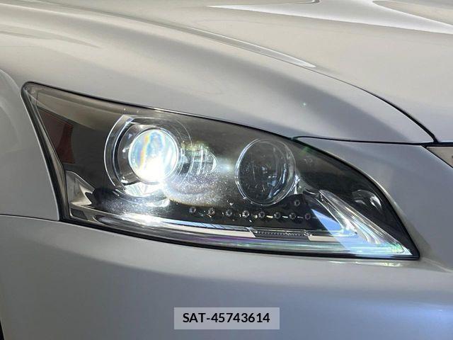 Lexus LS 2013-10 7220971-11